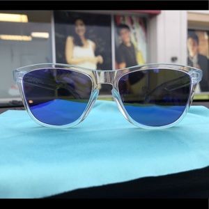 Oakley Frogskin sunglasses